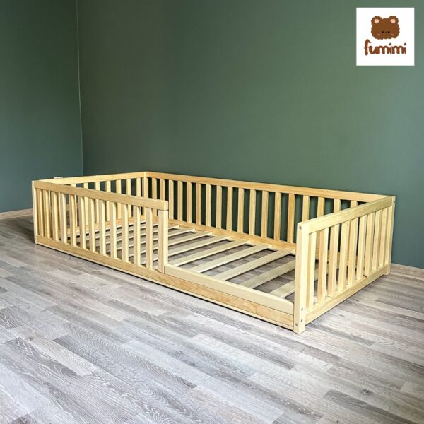 Giường ngủ trẻ em có rào chắn bệt sát sàn